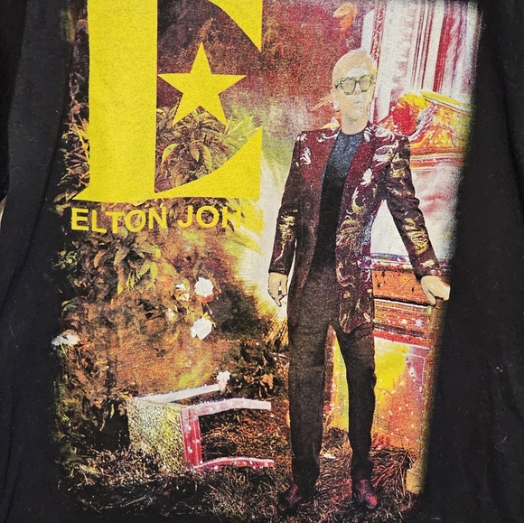 Elton John Music T-Shirt - Picture 3 of 6